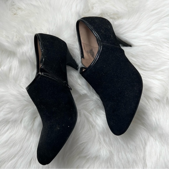 Velvet ankle booties with small kitten heel, worn maximum twice - Picture 3 of 5